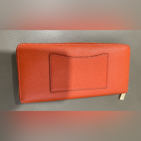 Michael Kors Long Zip-Around Wallet - Picture 2 of 6